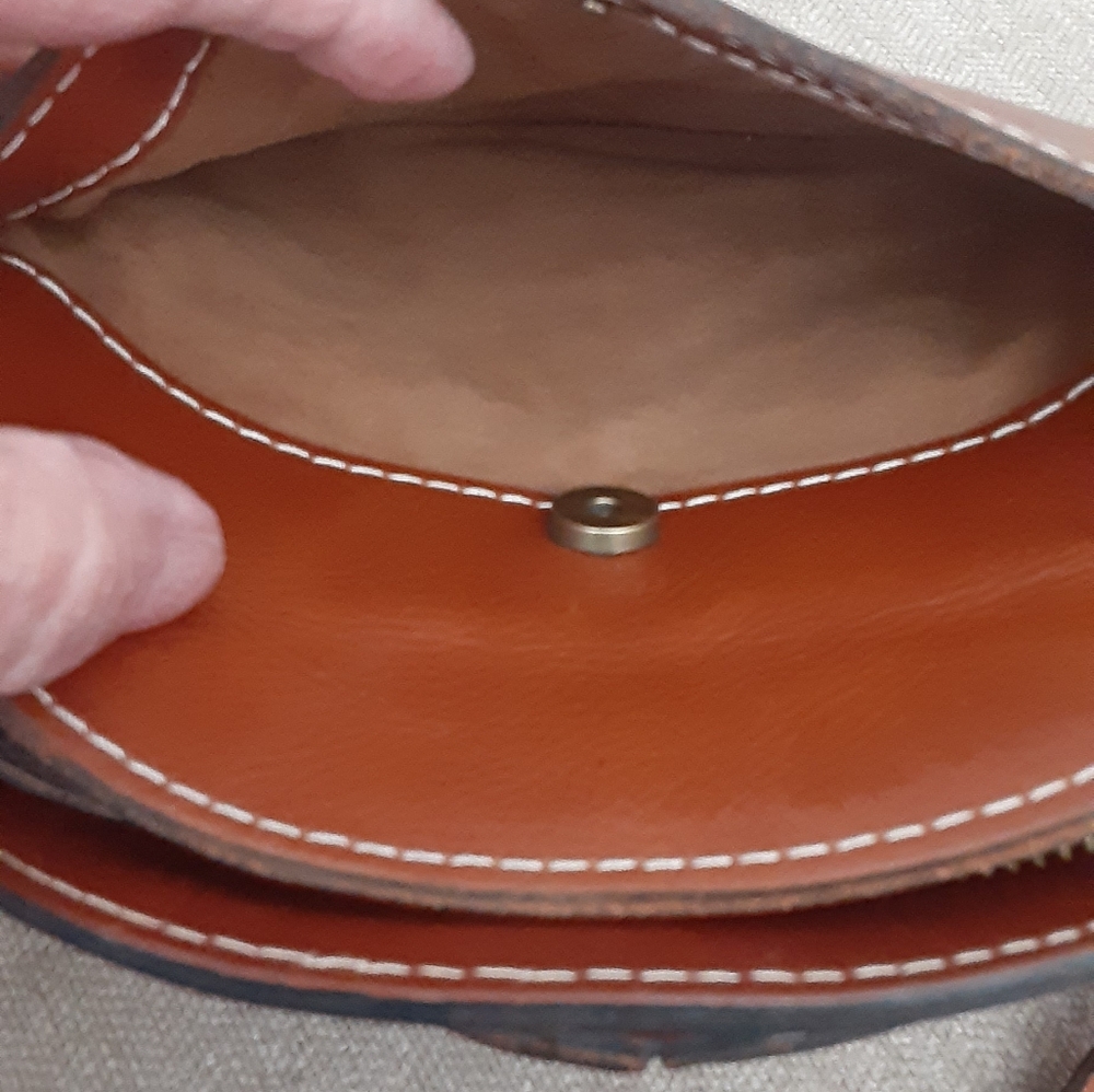 Patricia Nash Elegant English Tan Leather Crossbody Bag - Picture 11 of 14
